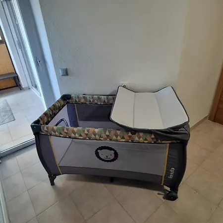 Sea View Apartment, 250M From The Beach *